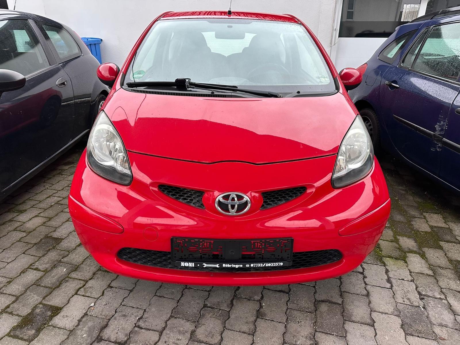 Toyota Aygo AYGO Basis