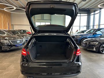 MYAUTOCENTER – Gebraucht- und Jahreswagen mit Werkstattservice in Pfaffenhofen Audi A3 Sportback ambition *Spurhalte*Totwinkel*Xenon