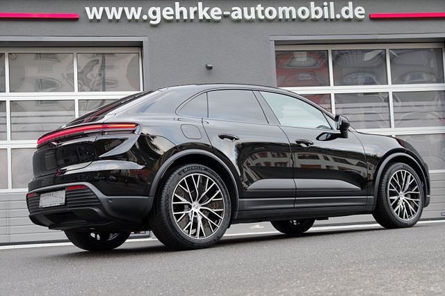 Porsche Macan 4*21"MacanDesign,ACC,PANO,BOSE,Head-Up*