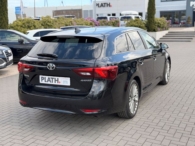 Toyota Avensis Touring Sports Executive