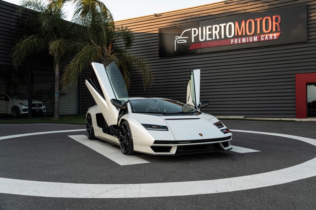 Image of Lamborghini Countach