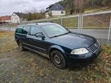 Volkswagen VW Passat Kombi 1,6 160300 km.Tüv 9/2026 - Volkswagen Passat: 1.9