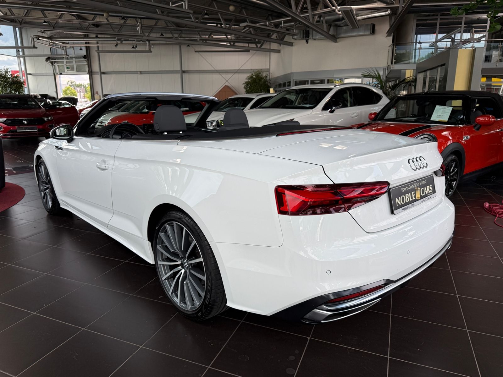 Fahrzeugabbildung Audi A5 Cabrio advanced 40 TFSI S tronic MATRIX KAM