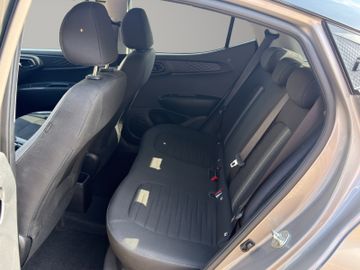 Hyundai i10 1.2 INTRO -NAVI-PDC-KAMERA-SITZHZG.+WR