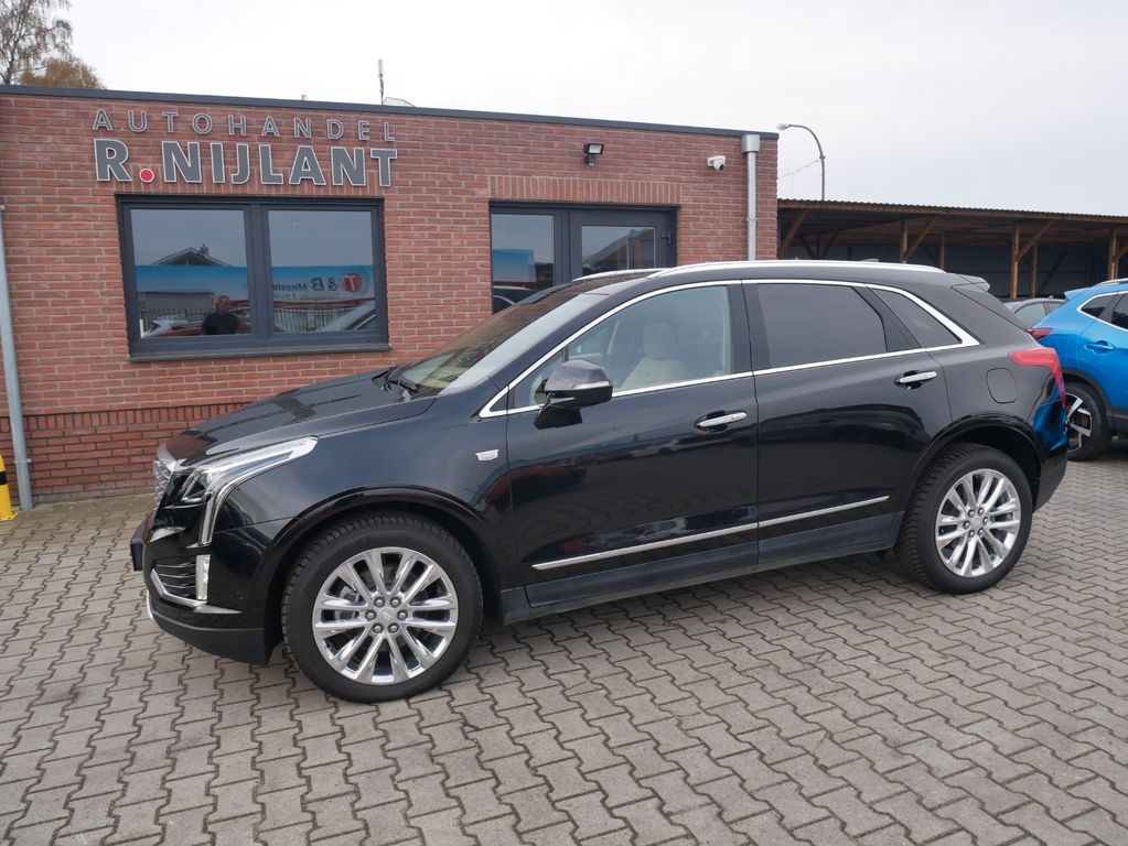 Image of Cadillac XT5