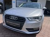 Audi A3 2.0 TDI Sportback 5t.S-line Sportlenkrad*AHK* - Audi A3 Gebrauchtwagen in Augsburg