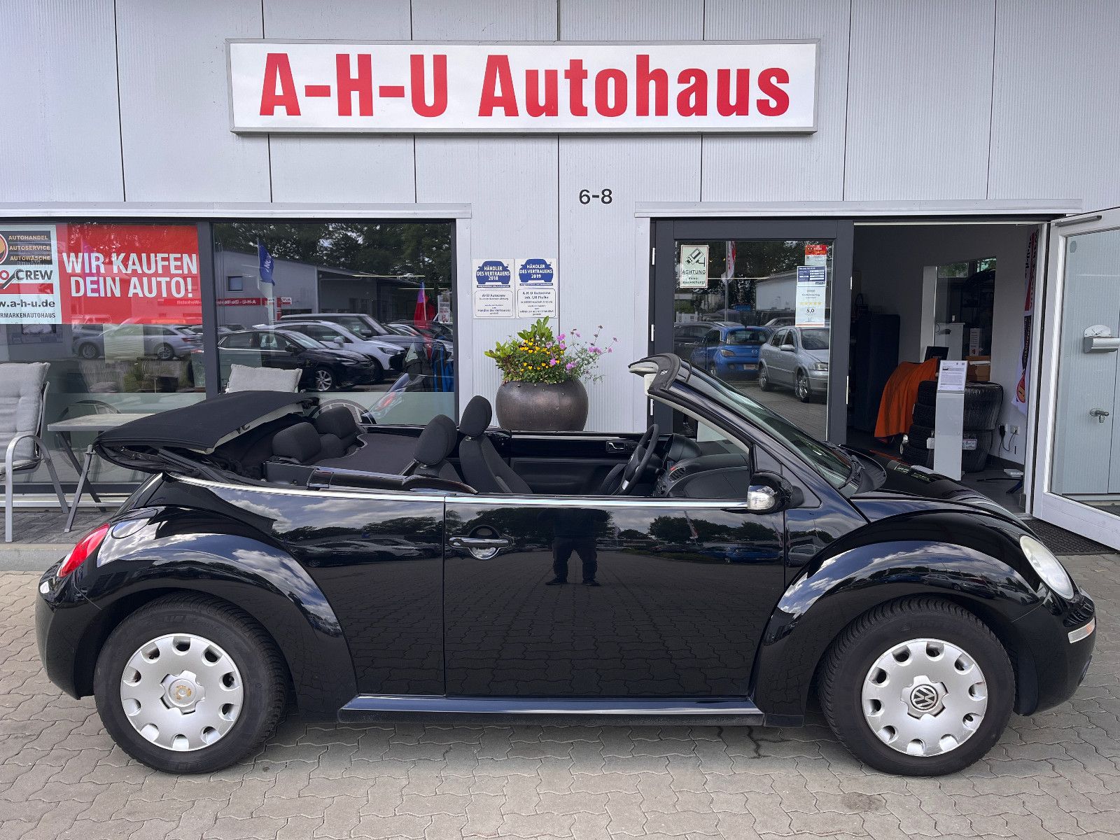 Fahrzeugabbildung Volkswagen New Beetle Cabriolet 1.4
