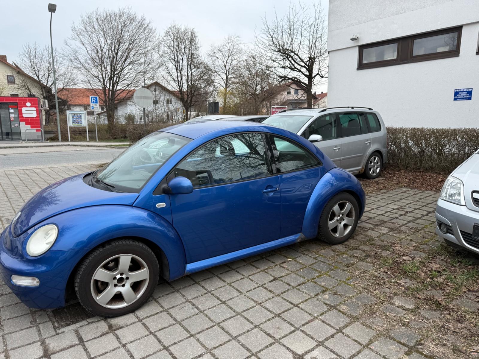 Volkswagen Beetle VOGUE---01704684029--