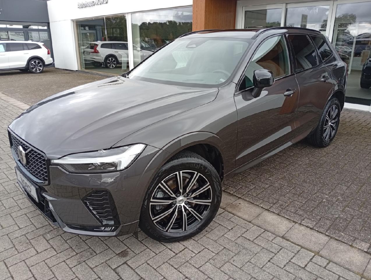 Volvo XC60 B4D Gear. Ultimate Dark AWD/Head-UP/Pano-D.
