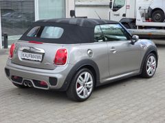 Fahrzeugabbildung John Cooper Works Cabrio