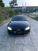 Audi S5 4.2 FSI quattro - - Audi S5 mit Benzin-Antrieb: Leder, Sportwagen, 4.2