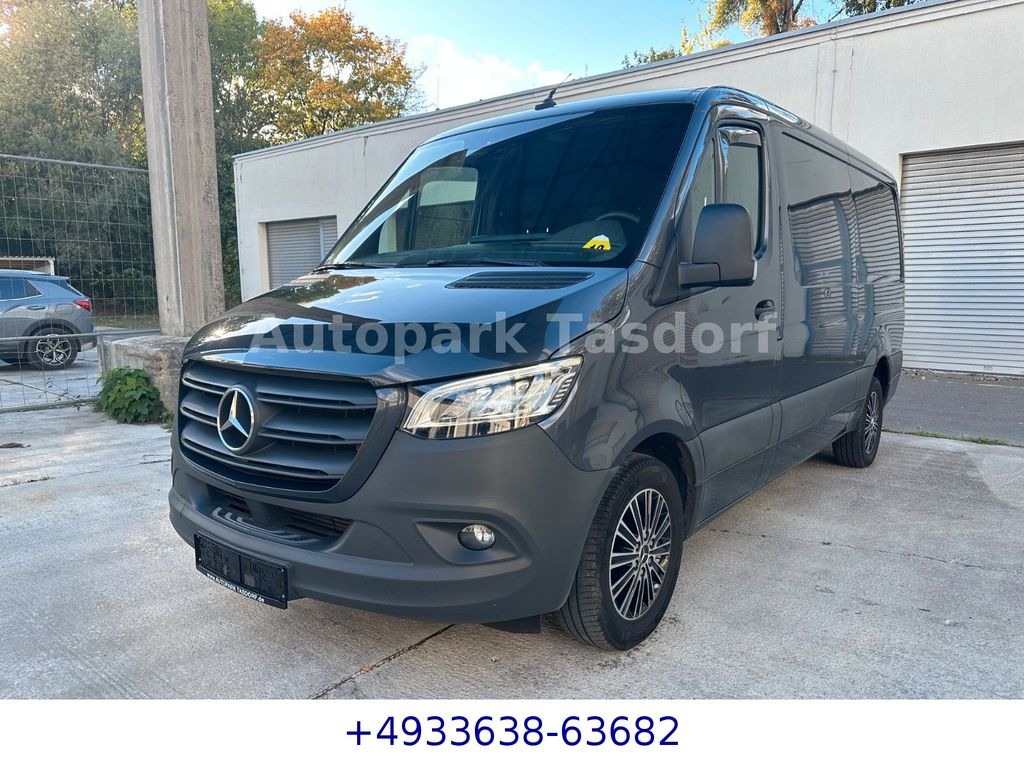 Image of Mercedes-Benz Sprinter