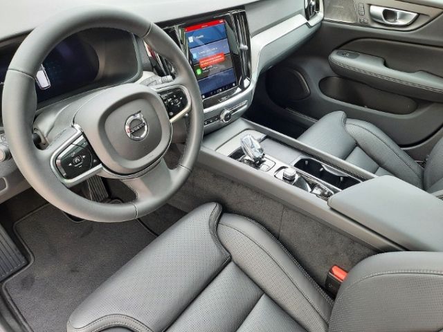 Volvo V60 B4 Plus Dark Pano 360 Standhzg Fahrerassis foto 9