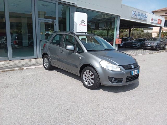 Suzuki SUZUKI SX4 1,6 TDI 90 CV CONFORT 5P