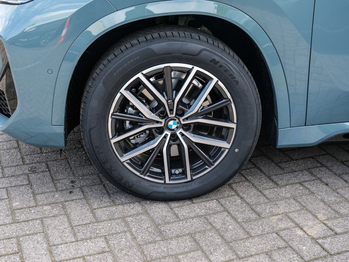 BMW iX1 - Bild 7