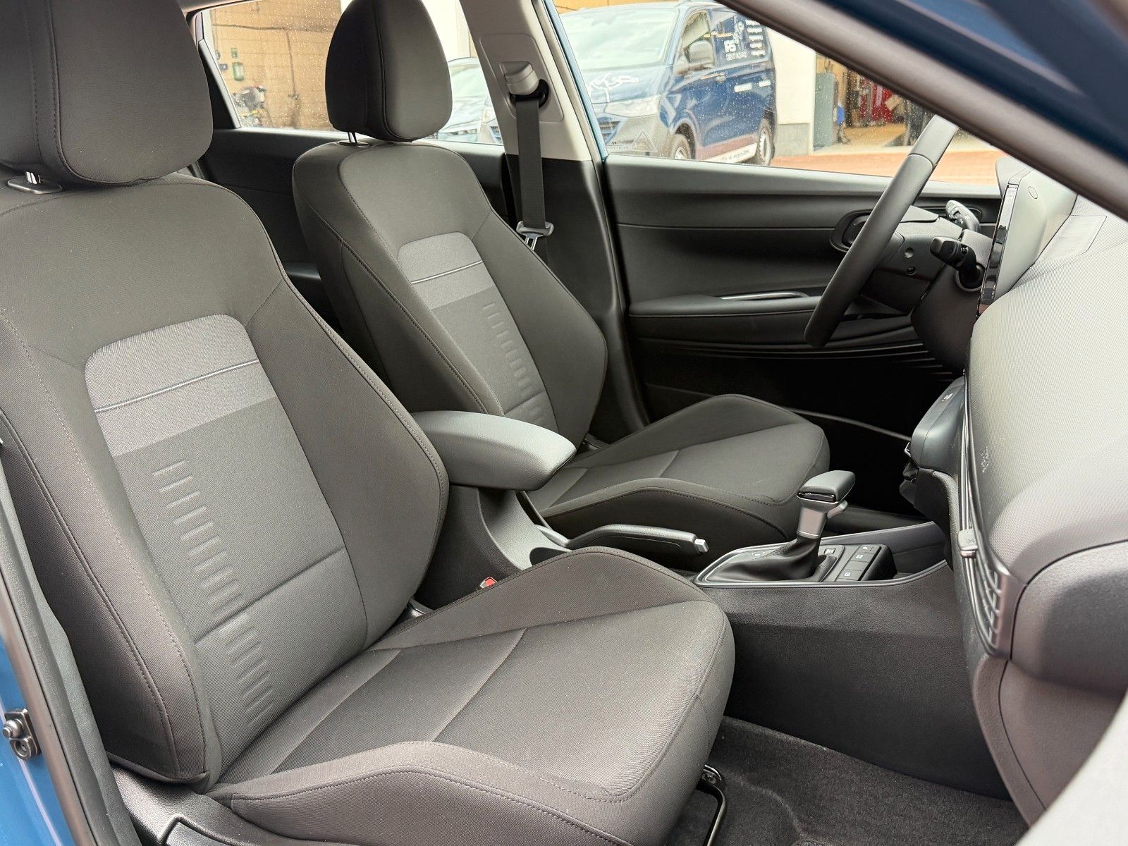Fahrzeugabbildung Hyundai BAYON 1.0 T-GDI Trend *Navi*SmartKey*Kamera*LED*