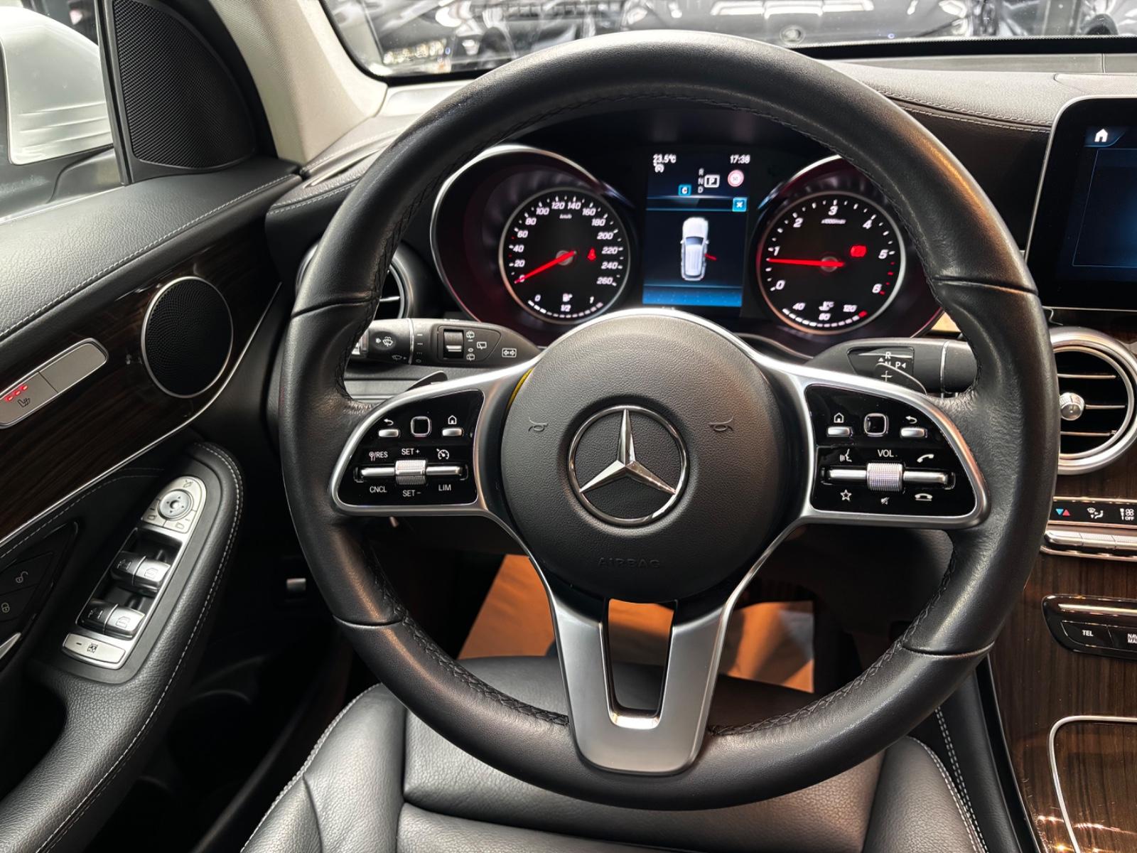 Mercedes-Benz GLC 300d 4Matic 1.HAND MULTIBEAM KAMERA