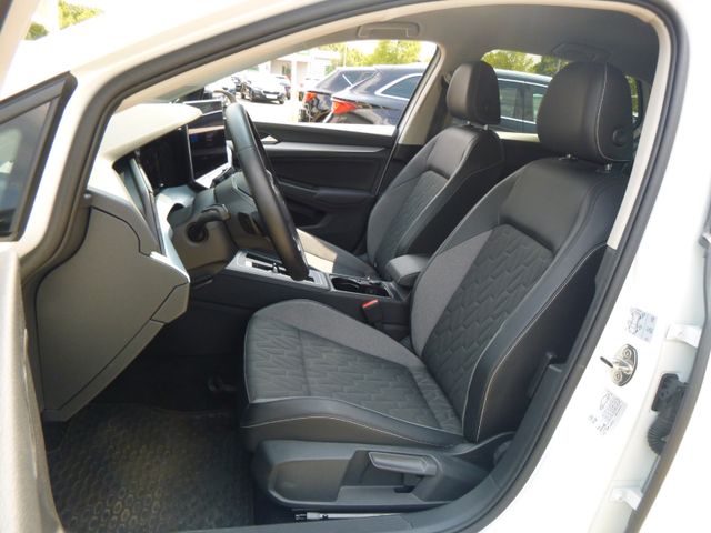 Fahrzeugabbildung Volkswagen Golf VIII 1.5 eTSI Goal >AUT/KAM/NAVI/LED<