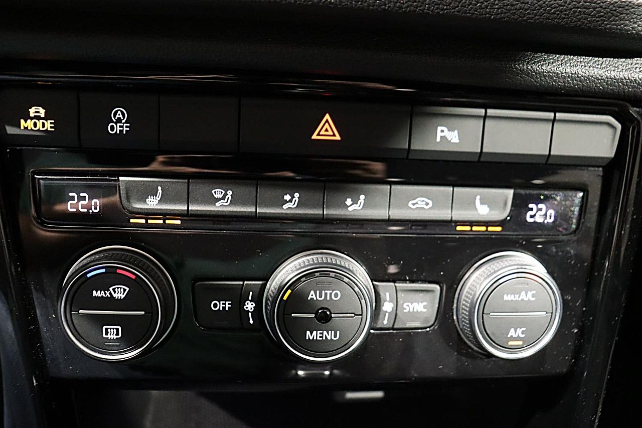 Volkswagen T-Roc - Bild 12