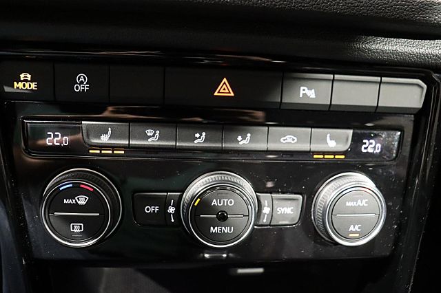 T-Roc Sport 1.5 TSI DSG ACC el.Heckklappe KAMERA