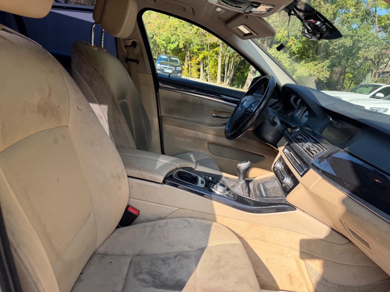 BMW 525 2011 — photo 12