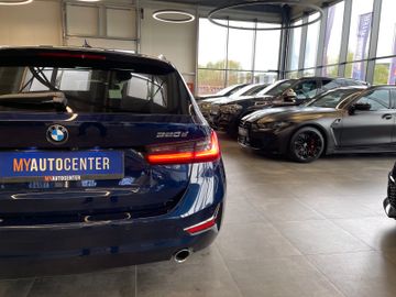 BMW 320 Touring  d xDrive Luxury Line *HUD*PANO*ACC*
