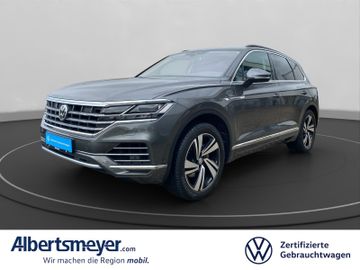 Volkswagen Touareg - 1