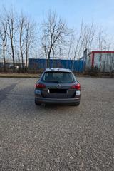 Opel Astra Sports Tourer 1.6 Turbo INNOVATION 132... - Opel Astra aus 2011: Turbo