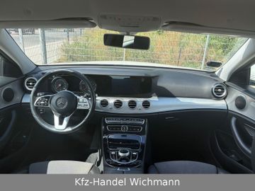 Mercedes E 200 - 8