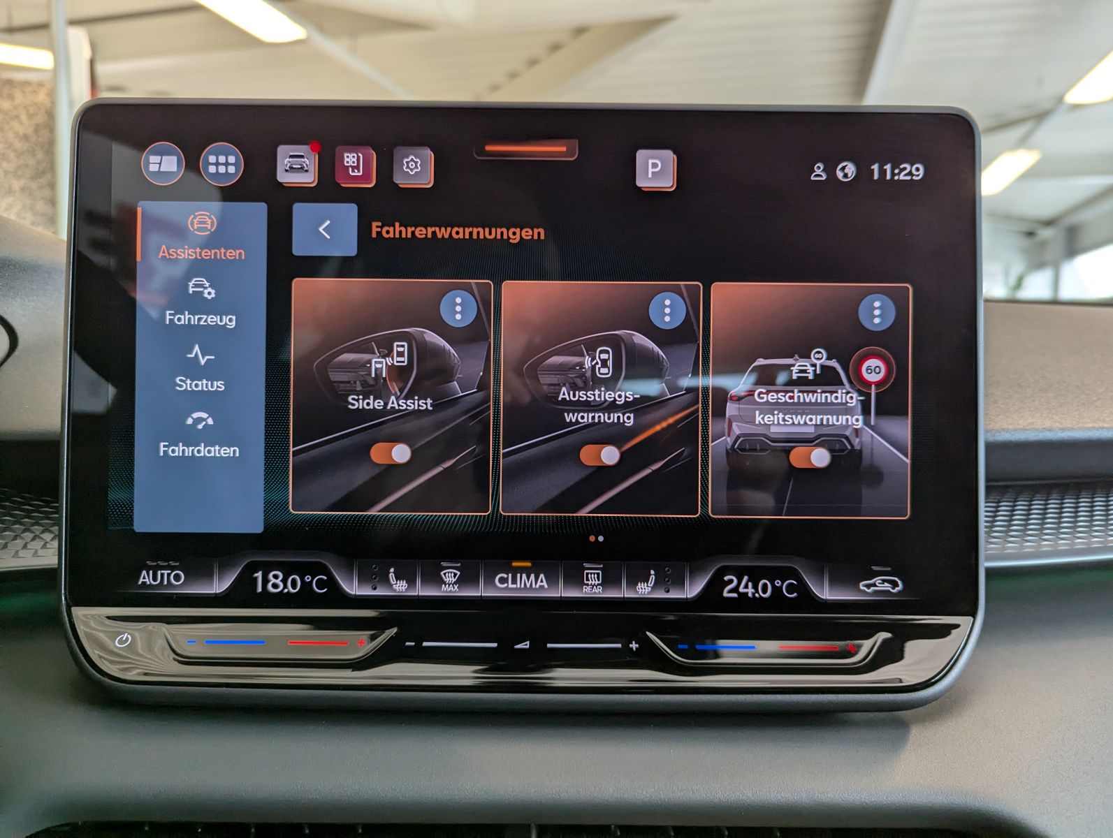 CUPRA Terramar 1.5 eTSI Sennheiser Edge-Paket HUD 19" - Image 31