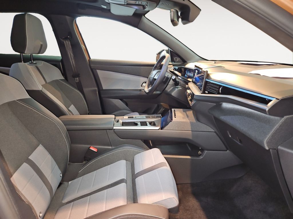 Fahrzeugabbildung Opel Grandland Electric 73kWh GS Automatik 20 Zoll
