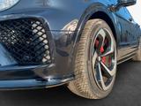 Bentley New Bentayga V8 S - Bentley Bentayga in München