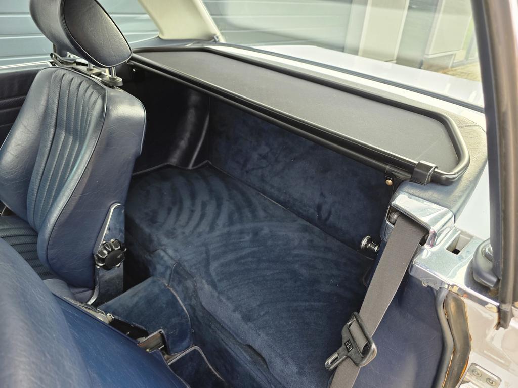 Mercedes-Benz SL 300