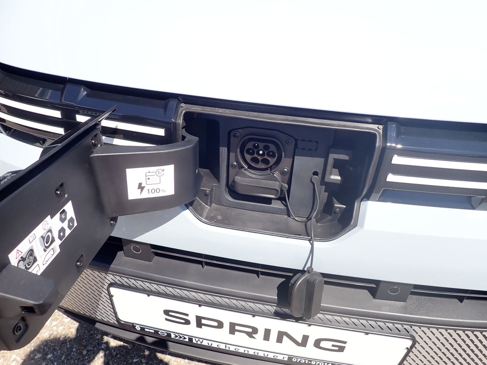 Fahrzeugabbildung Dacia Spring Extreme electric 100