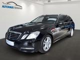 Mercedes-Benz E 200 T CGI Avantgarde*Aut*Navi*Bi-Xenon*el.Heck - Mercedes-Benz E 200 mit Benzin-Antrieb: Schwarz