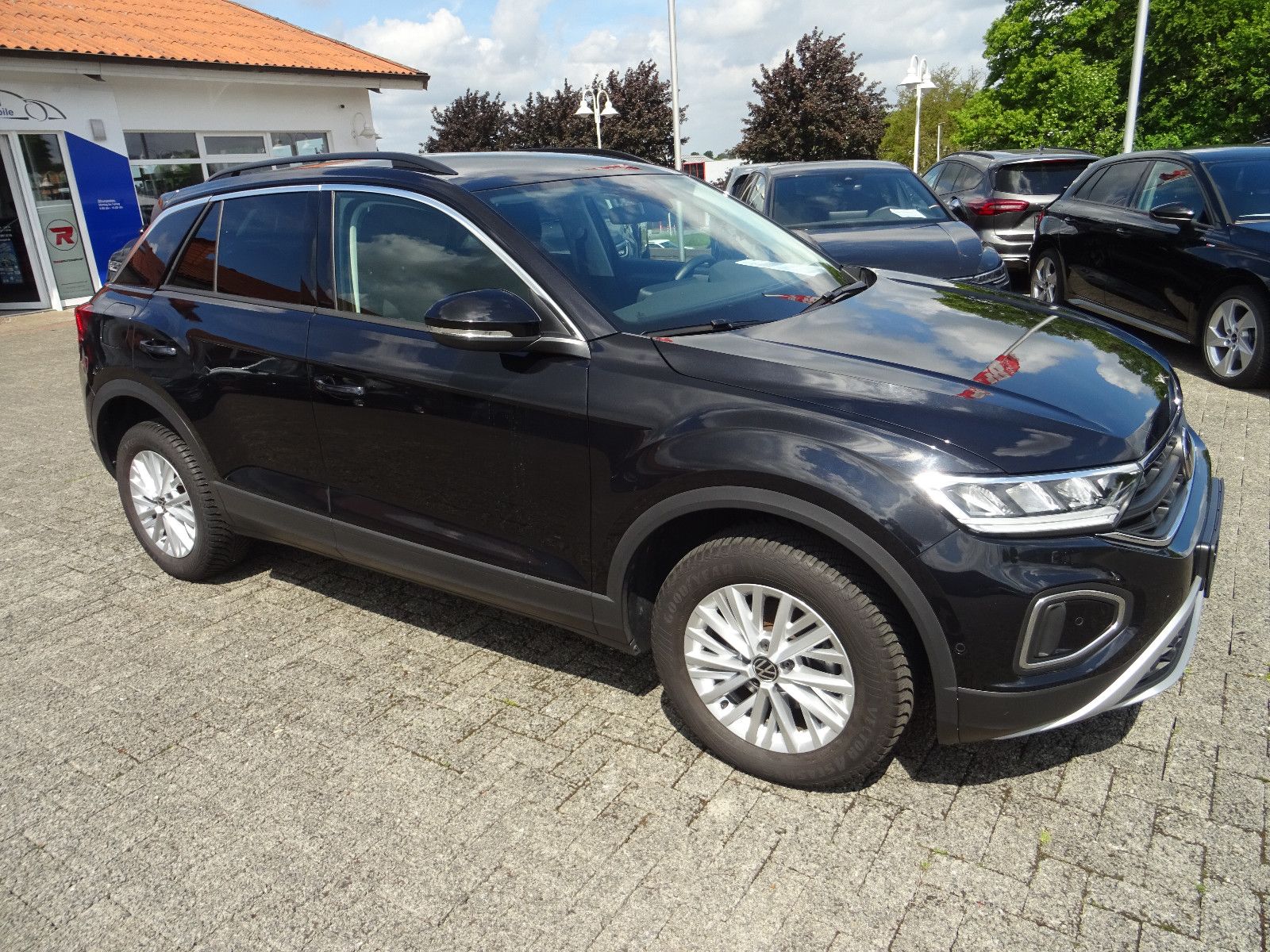 Volkswagen T-Roc 1.0 TSI Life Virt Led Navi/App PDC SHZ foto 6