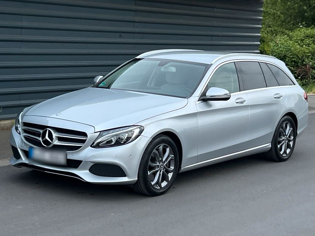 Image of Mercedes-Benz C 300
