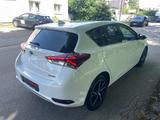 Toyota Auris Hybrid Team D Nav*Kam*LED*Autom*Spur* - Toyota Auris: Team