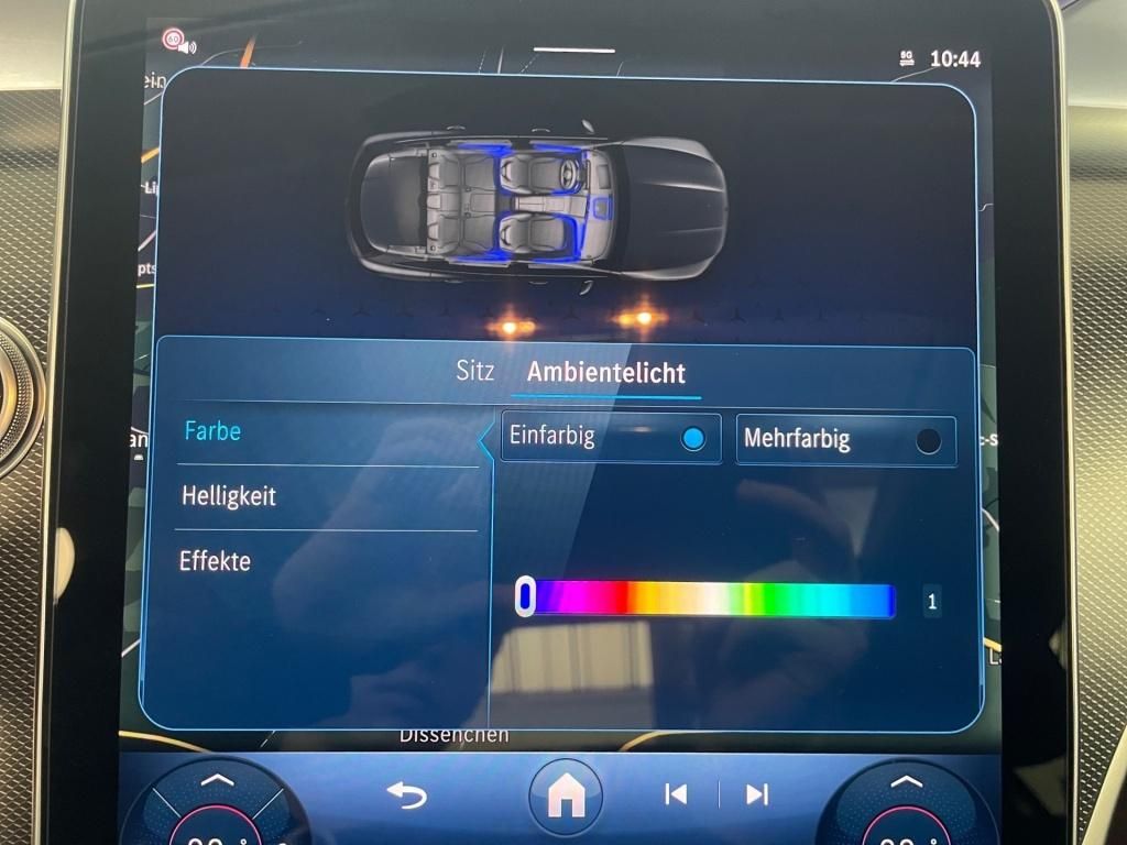 Fahrzeugabbildung Mercedes-Benz GLC 200 4M Avantg. Totwi. AHK Pano 360° LED SHZ