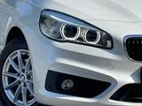 BMW 218 Active Tourer LED/KEYLESS/NAVI/SHZG/2xPDC - BMW 2er Reihe in Stuttgart