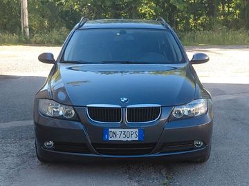 BMW 320 - 2