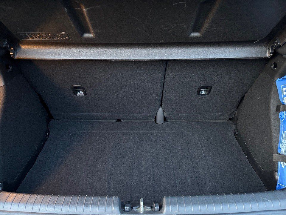 Fahrzeugabbildung Hyundai New i20 1.0T 100PS Sonderedition YES!