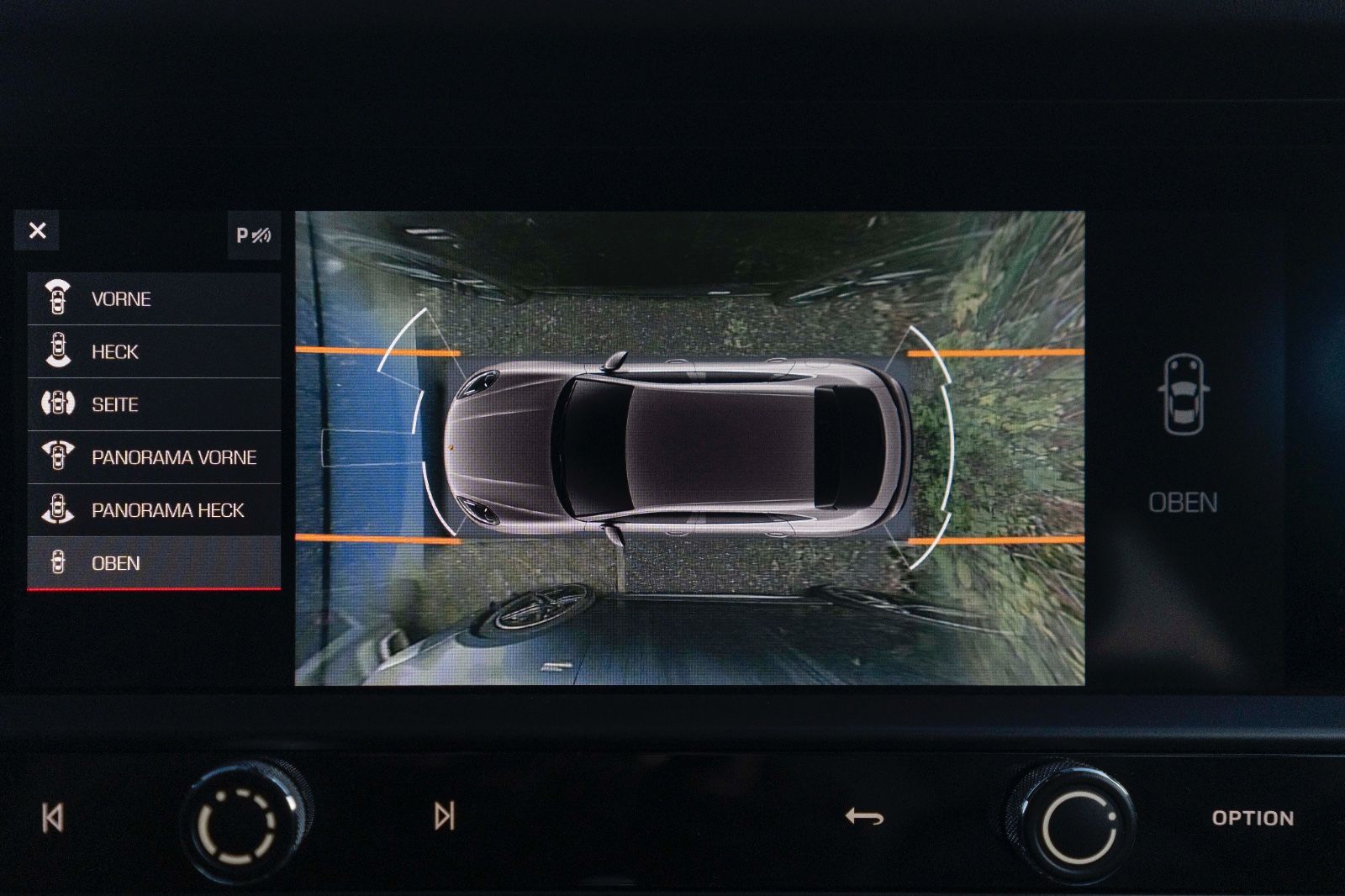 Fahrzeugabbildung Porsche Macan GTS PDLS+ KAM SPORT CHRONO LED PANO LUFT