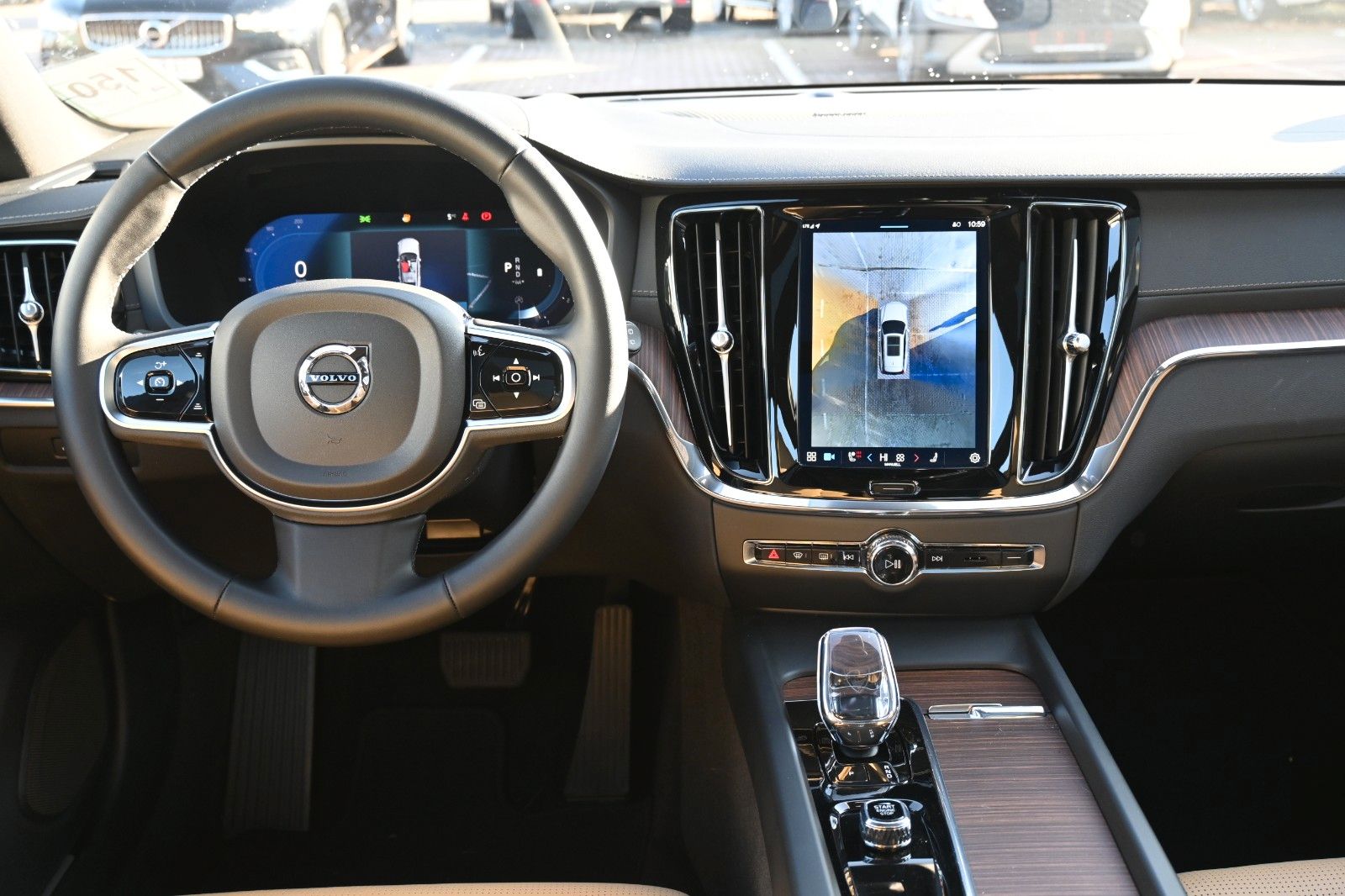 Fahrzeugabbildung Volvo V60 CC B4D AWD Ultimate*LED*PANO*360*H&K*MASSAGE