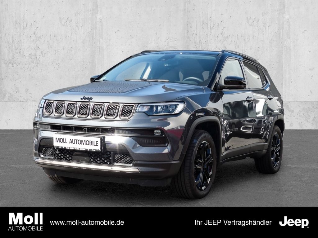 Jeep Compass — hlavná fotografia