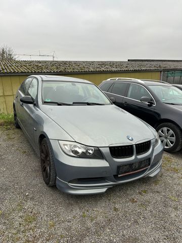 BMW 318 Baureihe 3 Lim. ** Neue Steuerkette**