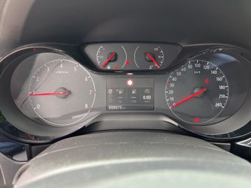 Fotografie 14 des Opel Corsa F Kamera LED Sitz-/Lenkradheizung PDC