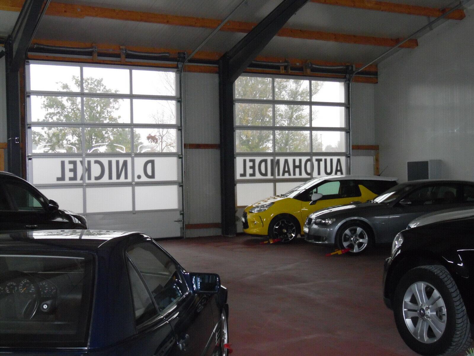 showroom-image-top