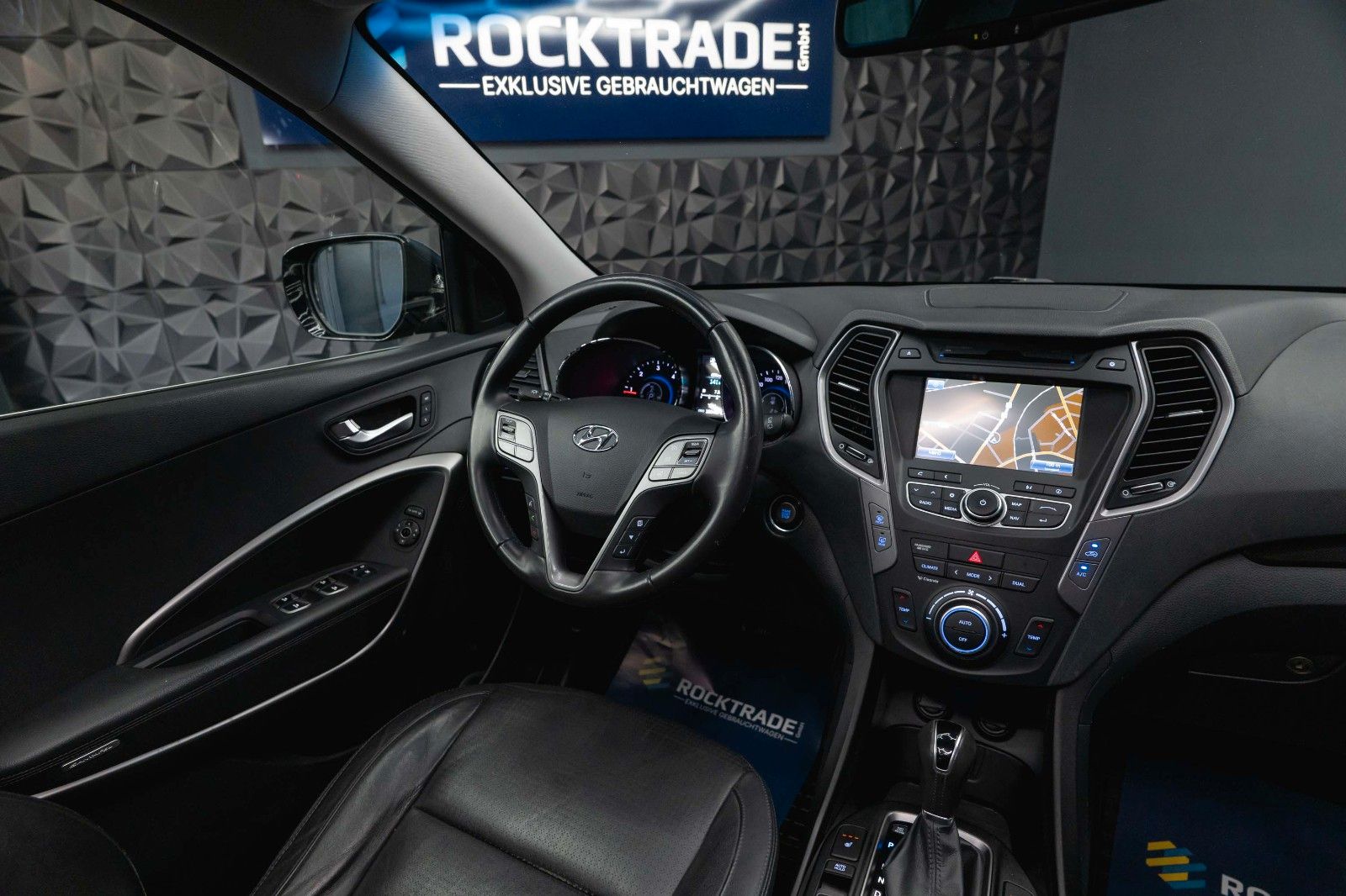 Fahrzeugabbildung Hyundai Santa Fe Premium 4WD *Panorama*Bi-Xenon*TÜV NEU*