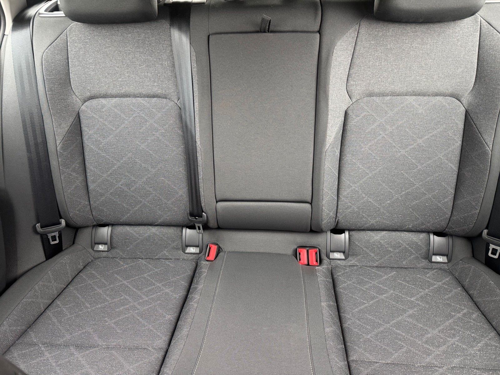 Fahrzeugabbildung Volkswagen Golf VIII Variant Life 2.0 TDI